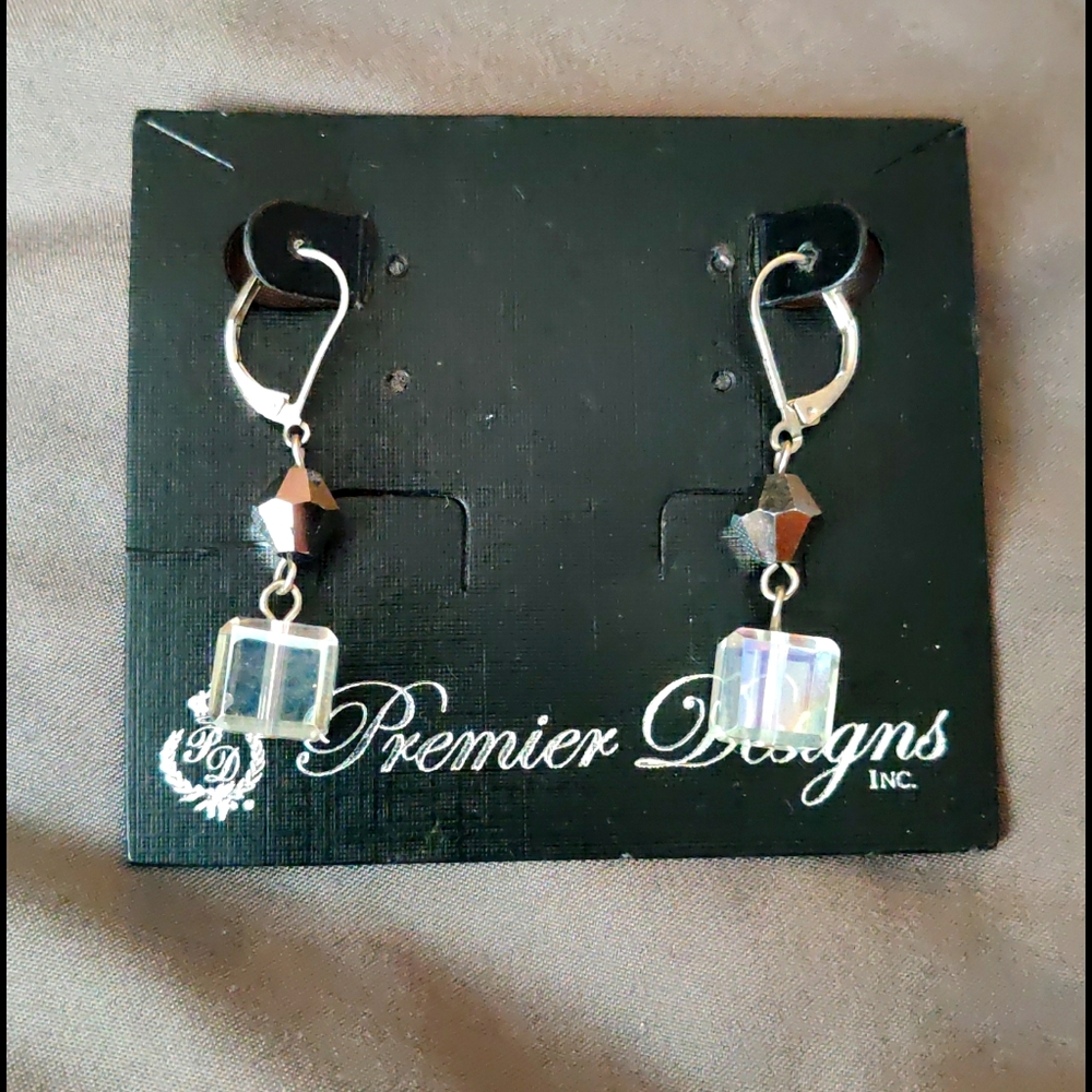 Premier Designs Ice Crystal earrings